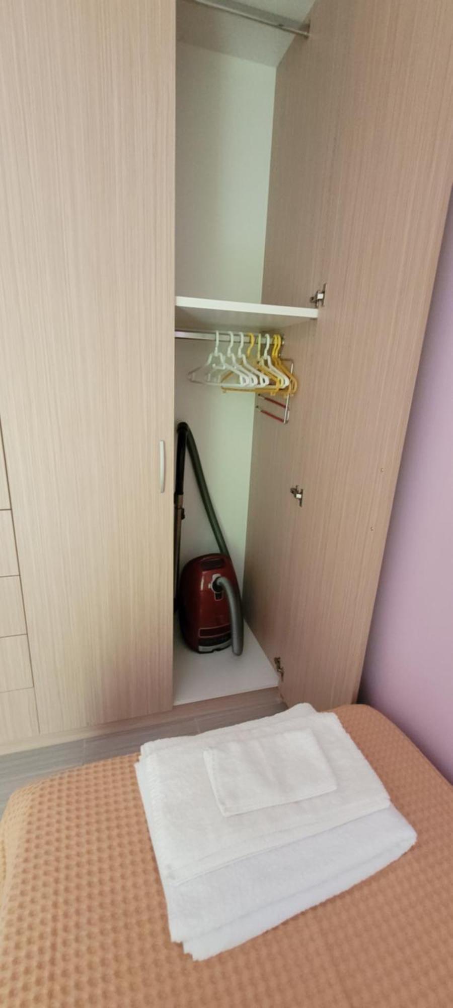 Lydia'S Inn 1 With Private Pool 멜리션 외부 사진